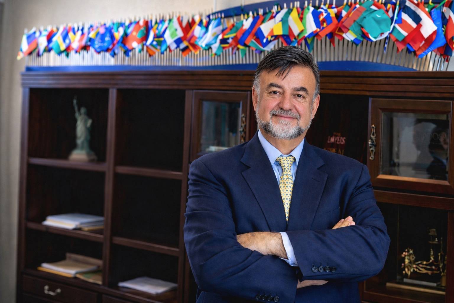 Rober Abedi E1-Visa-Immigration-dr-Robert-Abedi-EB5_E1_E2_EB2-EB3-USA